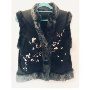 💯 Auth Shiatzy Chen Fur/Wool/Silk Vest 1980’s